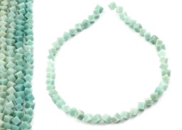 Vedere dettagli per Cubo di amazzonite 6 mm con foro d'angolo a filo Immagine di Cubo di amazzonite 6 mm con foro d'angolo a filo