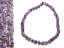 Bild von Amethyst Würfel 6mm (eckloch)