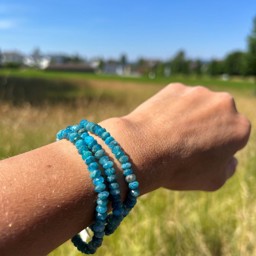 Zeige Details für Apatit fac. Button 5mm Armband (Diamond-Cut) Bild von Apatit fac. Button 5mm Armband (Diamond-Cut)