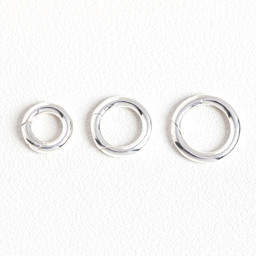 Vedere dettagli per Accorciatore di collana rotondo, con apertura verso l'esterno. Argento 925 Immagine di Accorciatore di collana rotondo, con apertura verso l'esterno. Argento 925