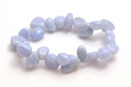 Bild von Chalcedon Nuggets  6-15mm Armband