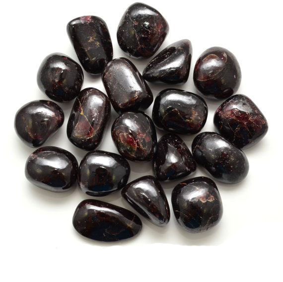 Image de Granat rot Extra Trommelsteine (VE: 300g)