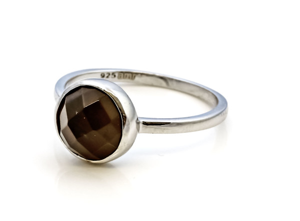 Image de Mondstein grau fac. Cabochon 10mm Ring, Silber rhodiniert