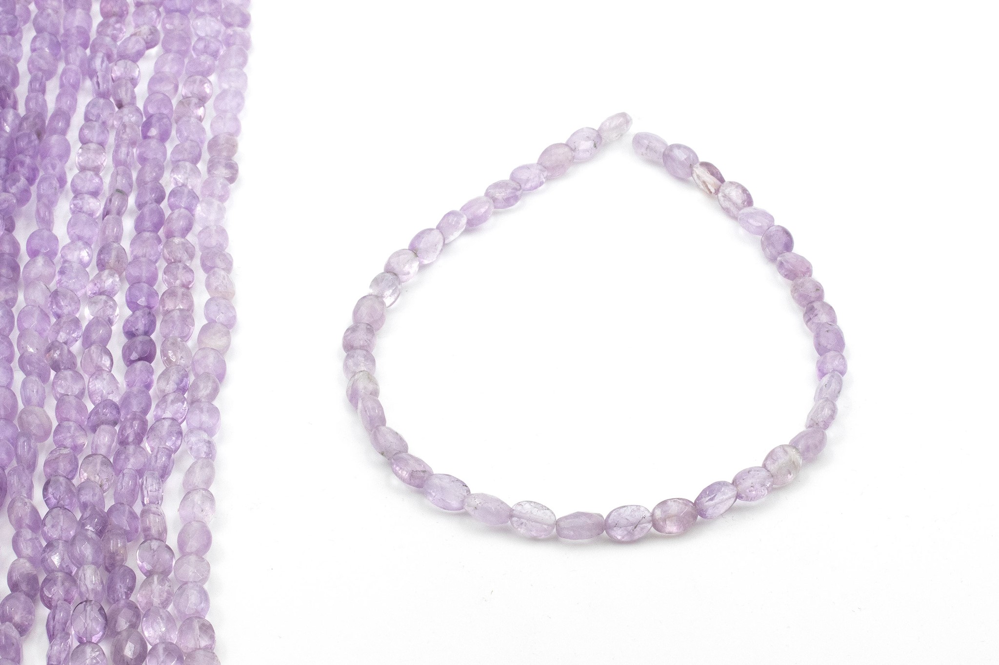 Immagine di Amethyst fac. Oval 7-8x10-12mm Strang (Lavendel)