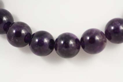 Bild von Amethyst Kugeln 18mm Strang