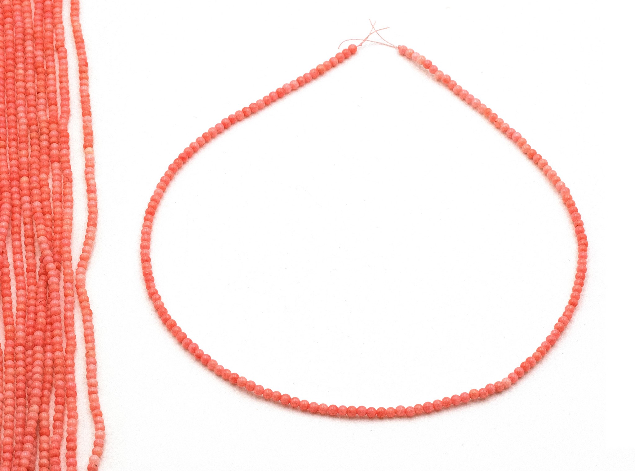 Image de Koralle (gefärbt) Kugeln  3mm Strang (pink)