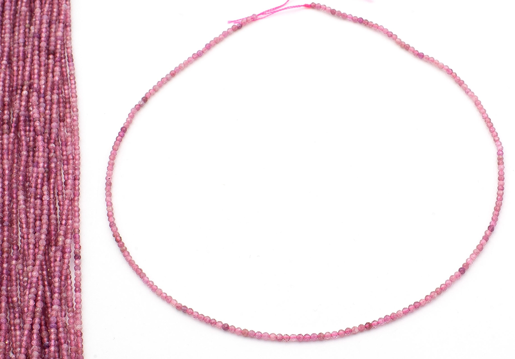 Bild von Turmalin farbig fac. Kugeln  2mm Strang (Diamond-Cut)