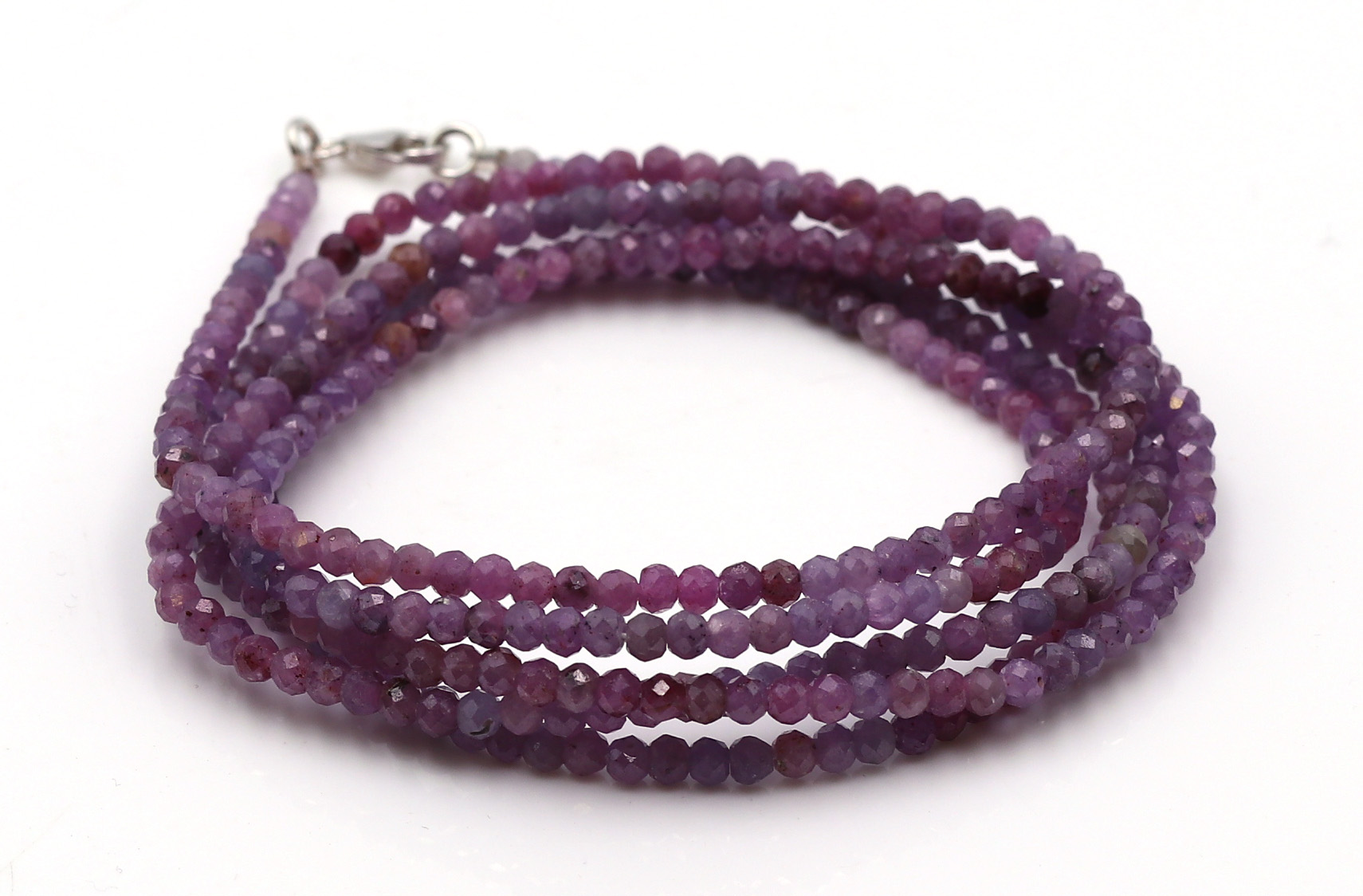 Bild von Rubin fac. Kugeln 3mm, 90cm Kette mit Silberverschluss