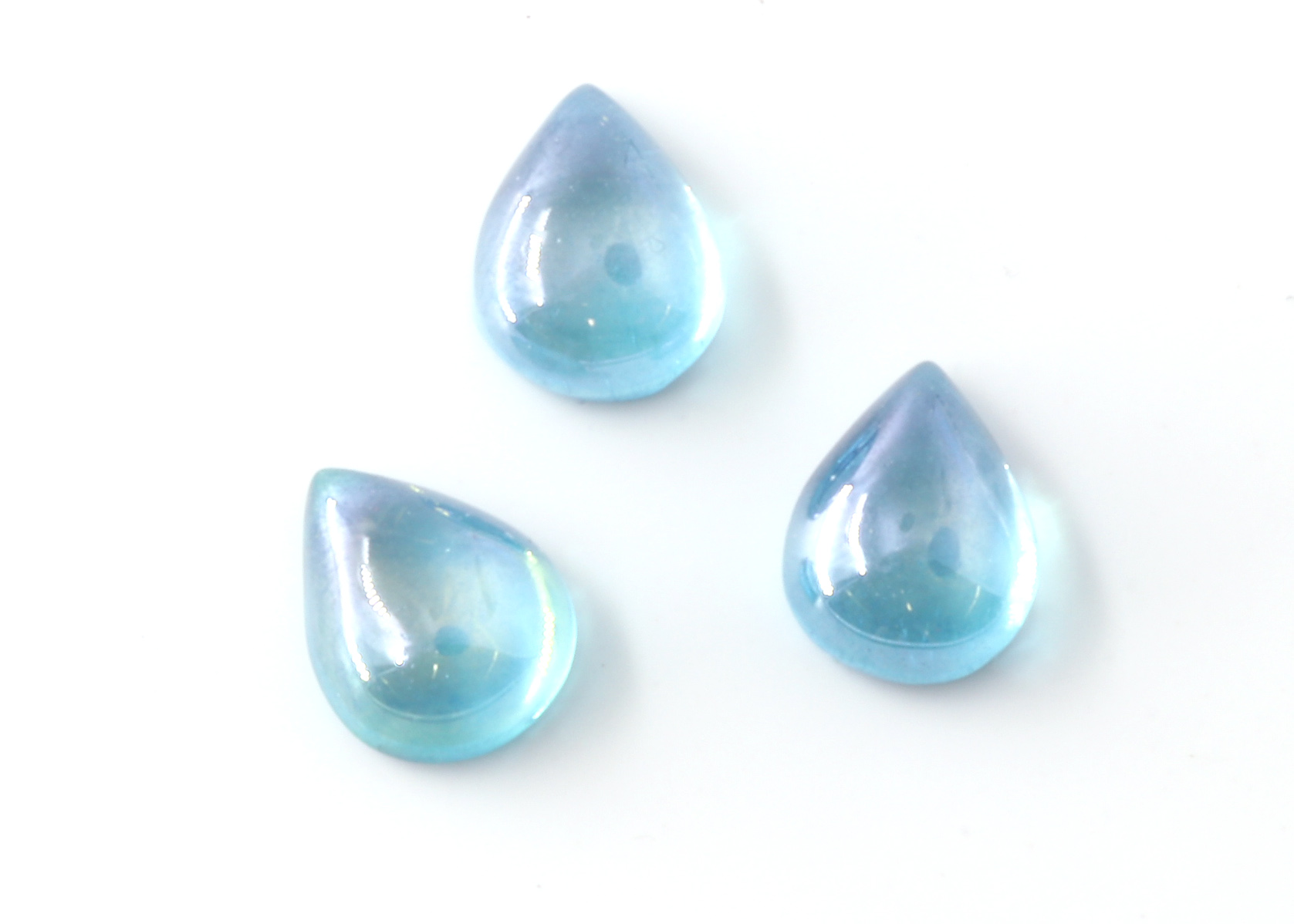 Bild von Aqua Aura Cabochon Tropfen 10x8mm