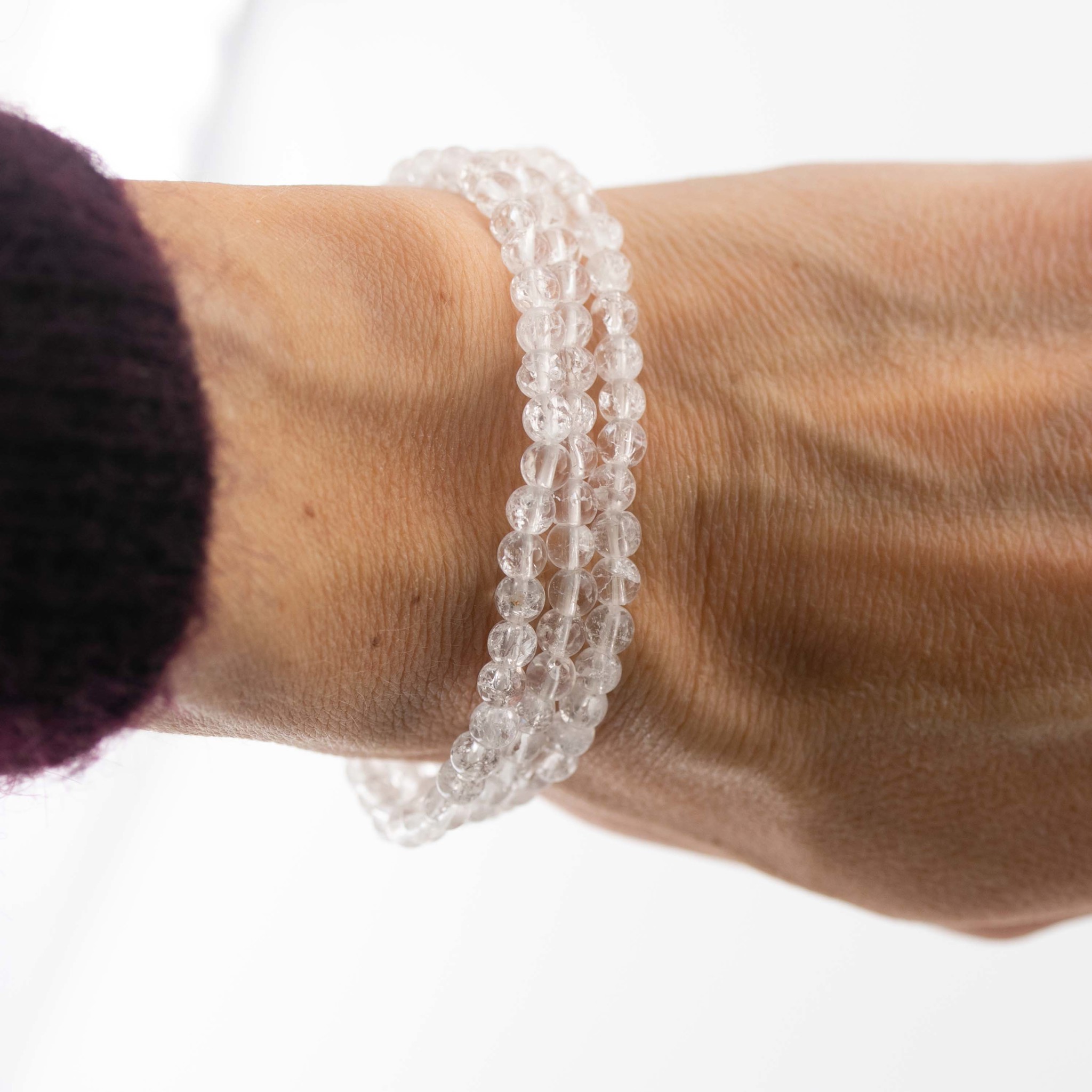 Bild von Iris Bergkristall Kugeln  4mm Armband