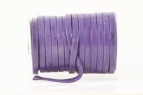 Bild von Lederband flach 4mm violett, 10m Rolle