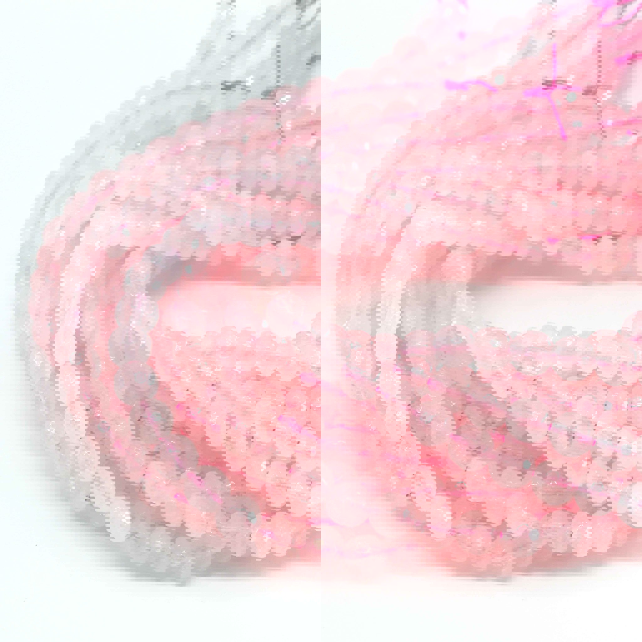 Immagine di Rosenquarz fac. Kugeln  6mm Strang (geölt)
