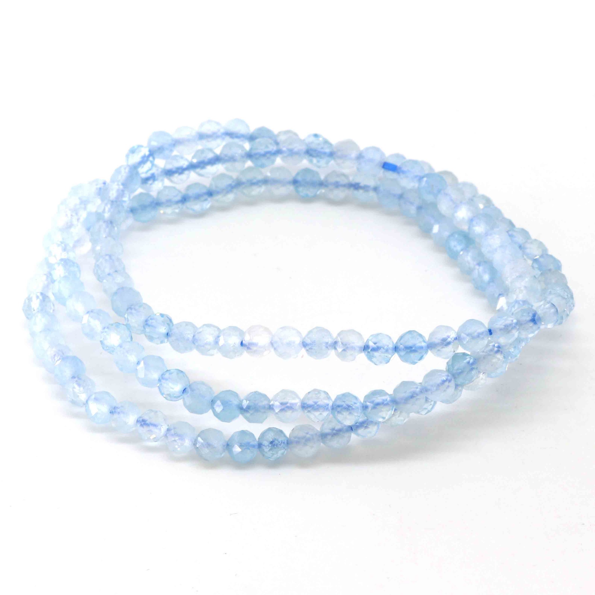 Bild von Aquamarin fac. Kugeln  4mm Armband