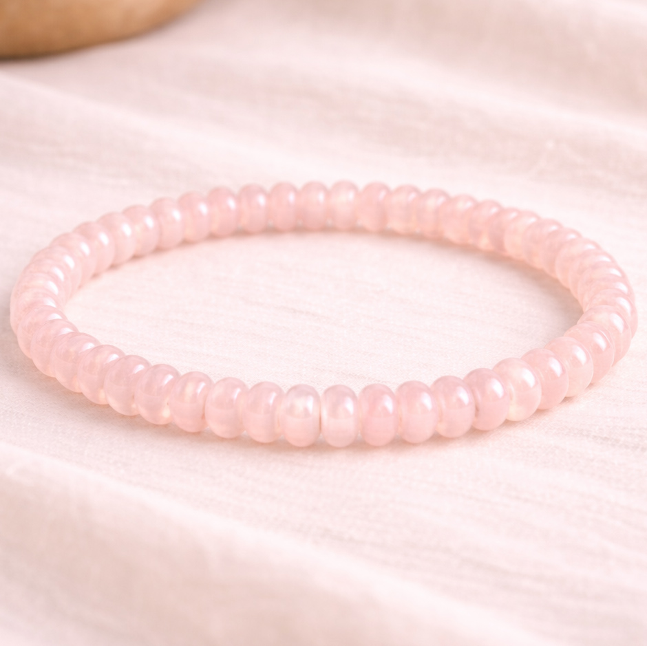 Bild von Rosenquarz Button 6mm Armband