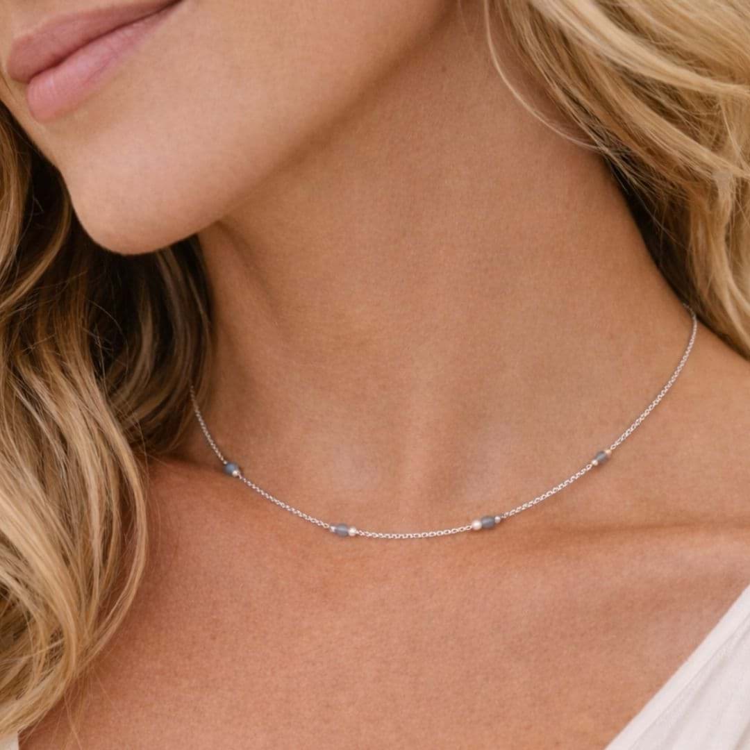 "angeli su un filo". Collana.  Labradorite, argento 925