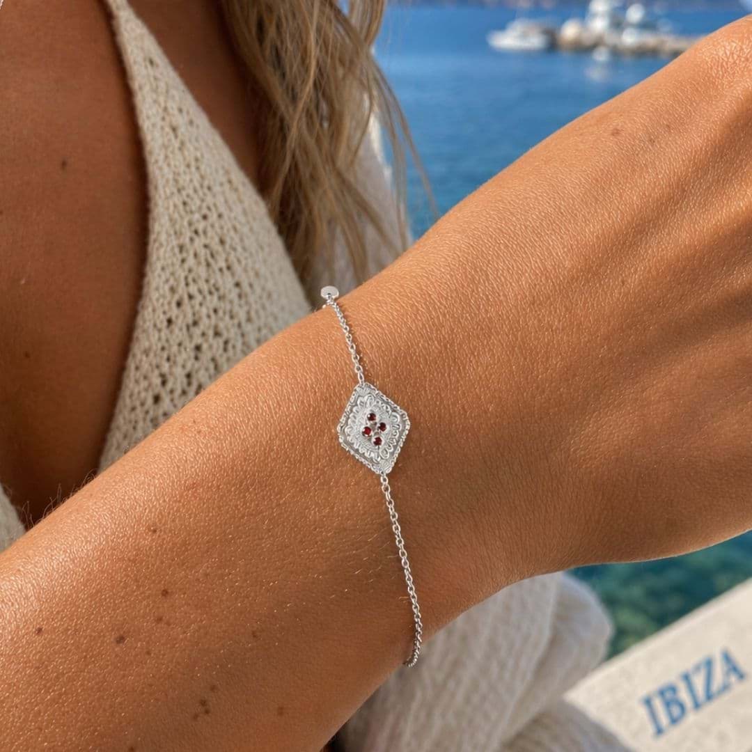 "Roma". Granat. Armband. Silber 925