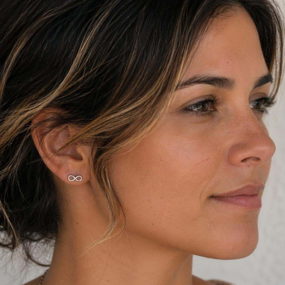"Infinity". Ohrstecker. Silber 925