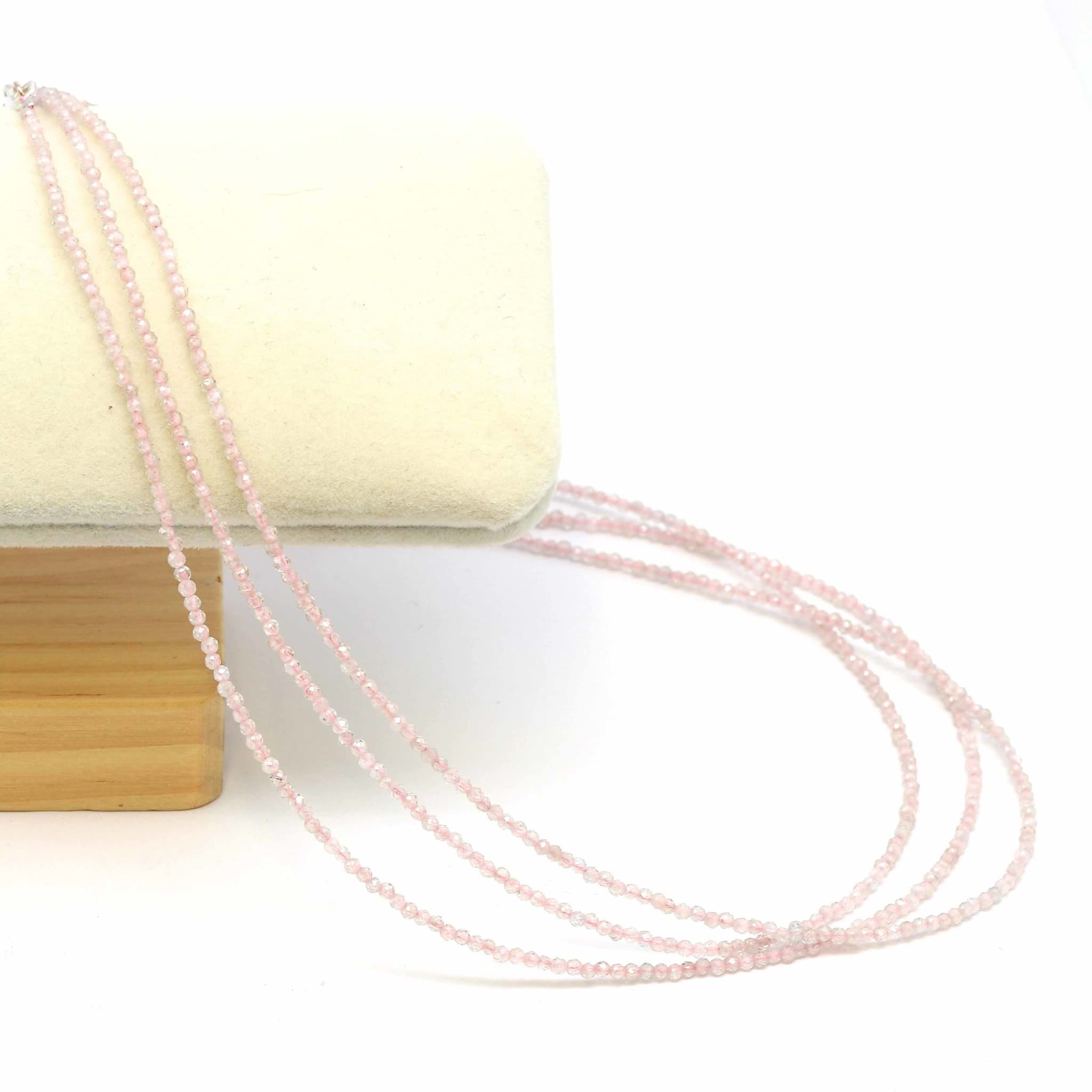 Zirkon fac. Kugeln  2mm Halskette mit Silberverschluss (pink)