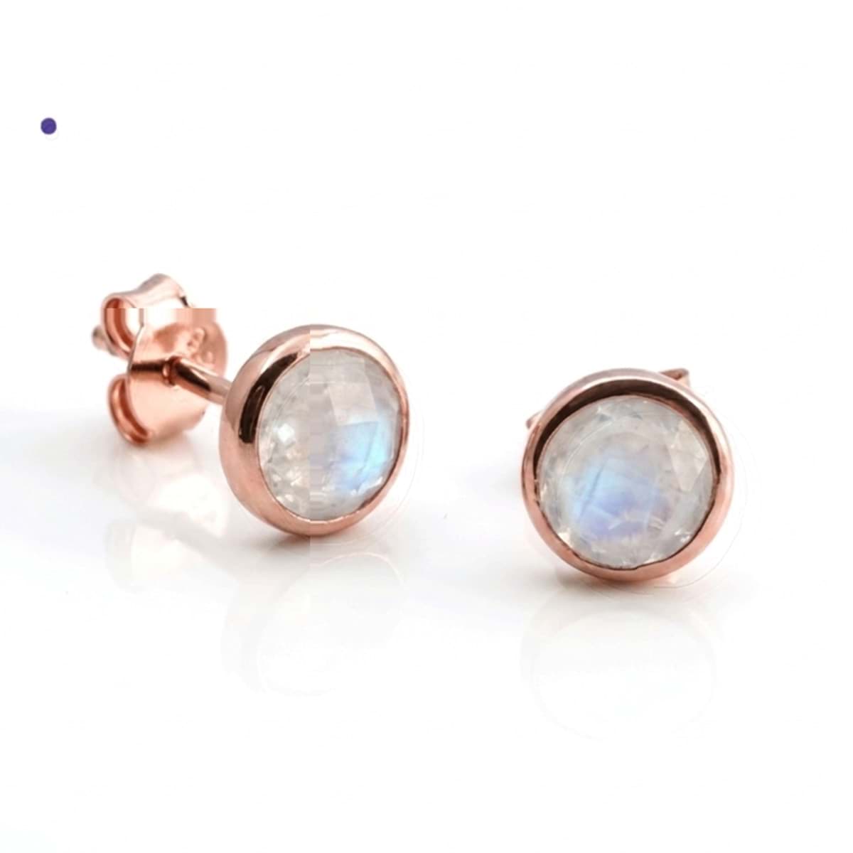 "Cabochon fac.". Mondstein. Ohrstecker. Silber 925 rosè-Vergoldet