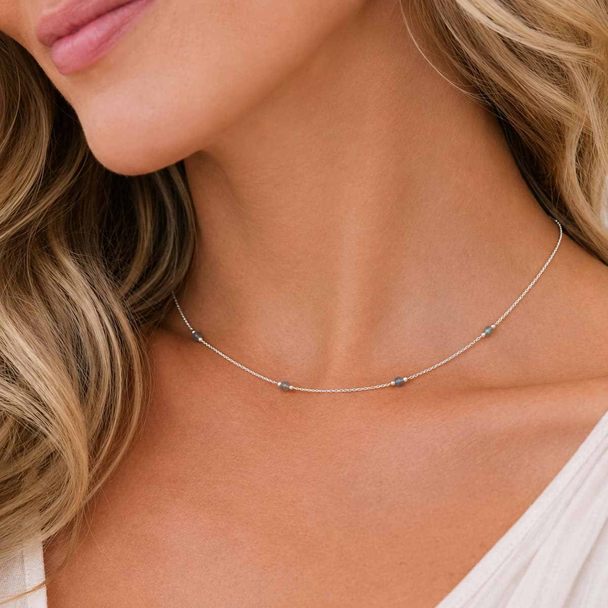 "angels on a string". Colliers . Labradorite. Argent 925