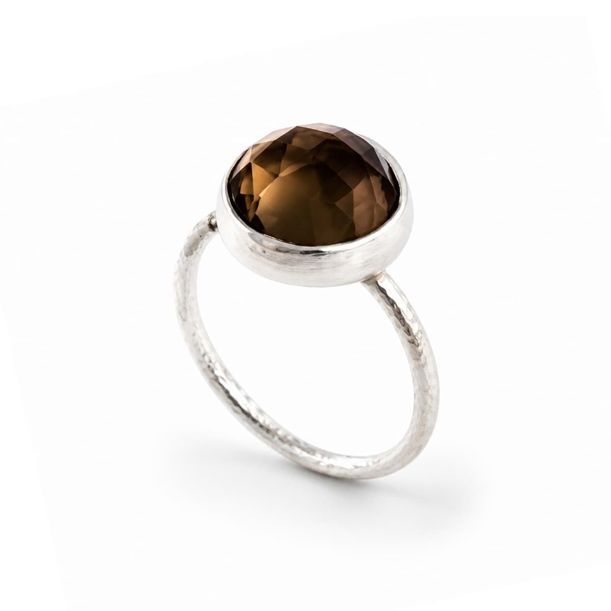 Quarzo fume sfaccettato. Anello con cabochon 11 mm, argento 925
