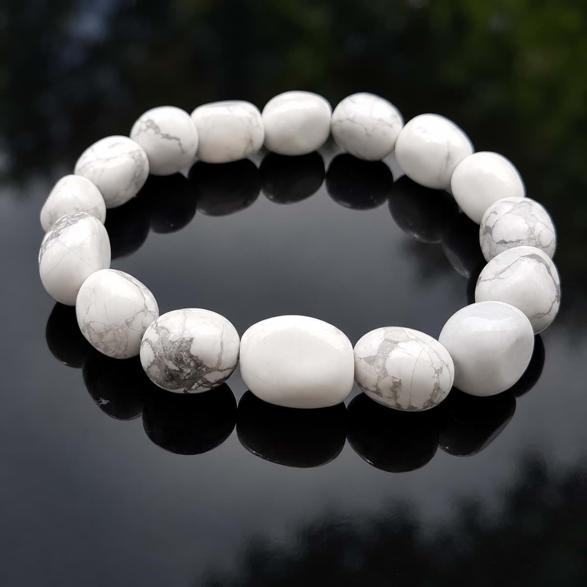 Bracciale con nuggets di magnesite da 14-16 mm