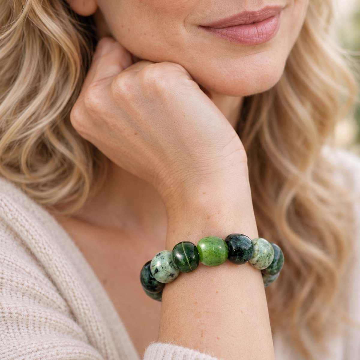 Canada Jade Nuggets 18-22mm Armband