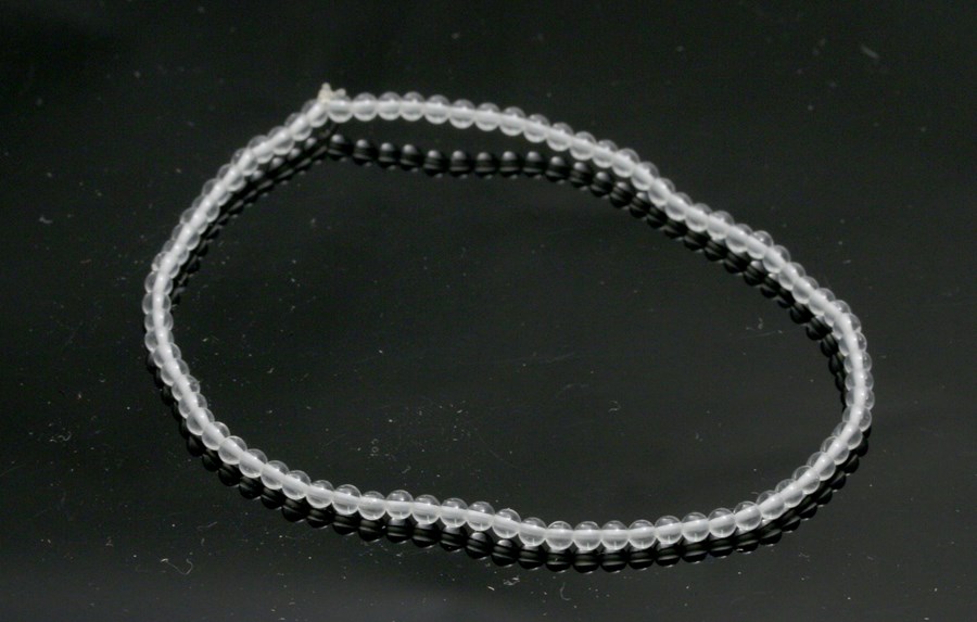 Immagine di Bergkristall Kugeln  2mm Armband