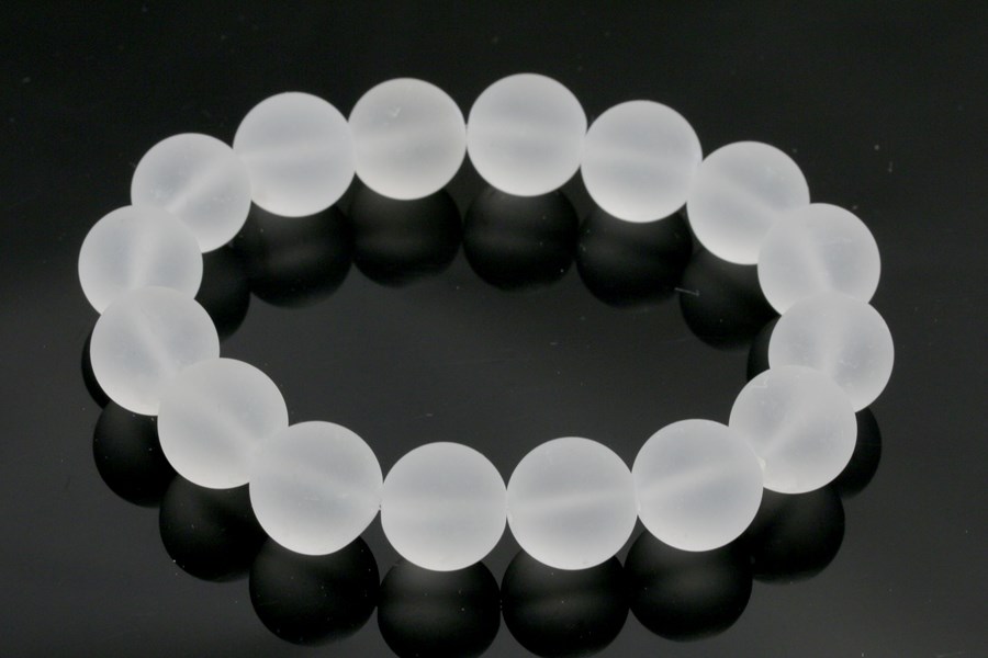 Bild von Bergkristall Kugeln 12mm matt Armband