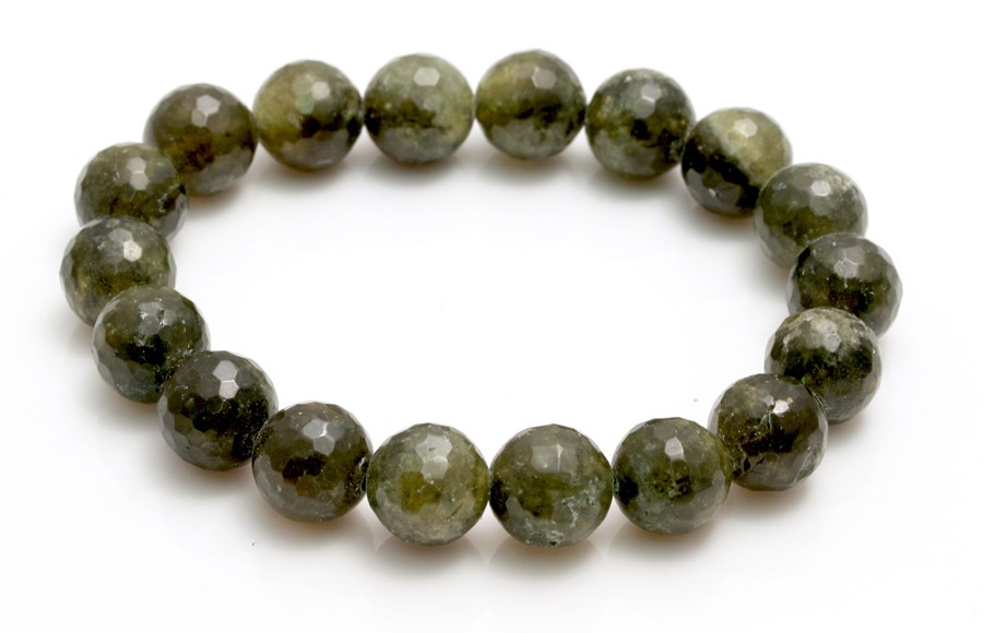 Grüner Granat fac. Kugeln 12mm Armband